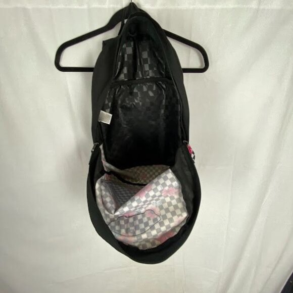 Vans Off the wall Black White Checkered Hibiscus flower Print BackPack. - Picture 10 of 11